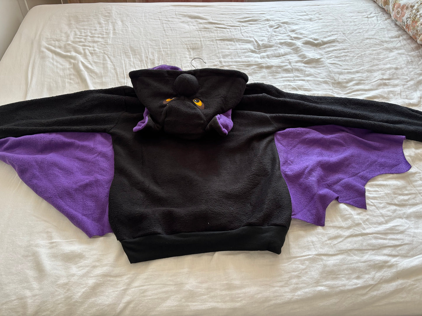 Déguisement Chauve-Souris avec ailes et capuche - du S au XL